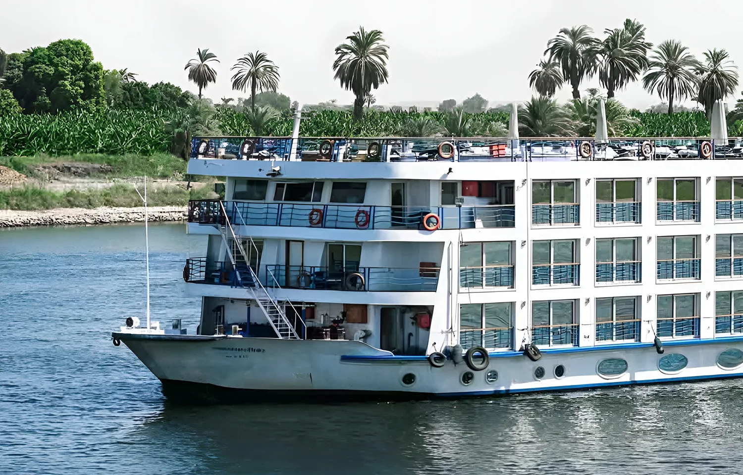 Monuments du Nil : une croisiere inoubliable de Louxor a Assouan