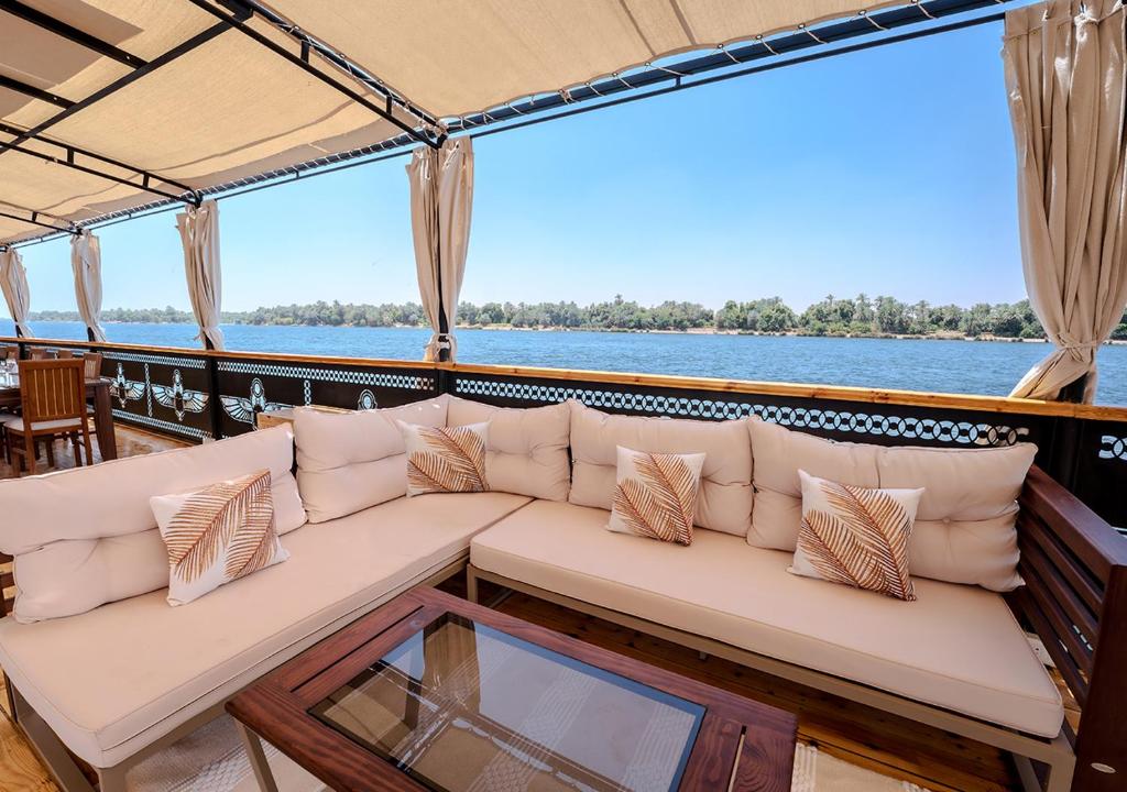Monuments du Nil : une croisiere inoubliable de Louxor a Assouan
