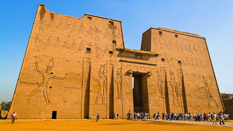 Monuments du Nil : une croisiere inoubliable de Louxor a Assouan