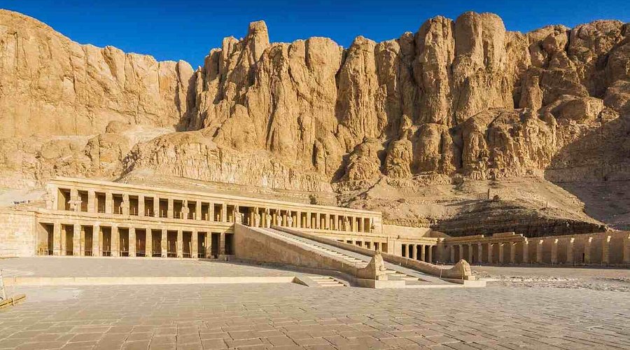 De Dendérah à Abou Simbel : 8 jours en voiture entre splendeurs pharaoniques et chaleur humaine